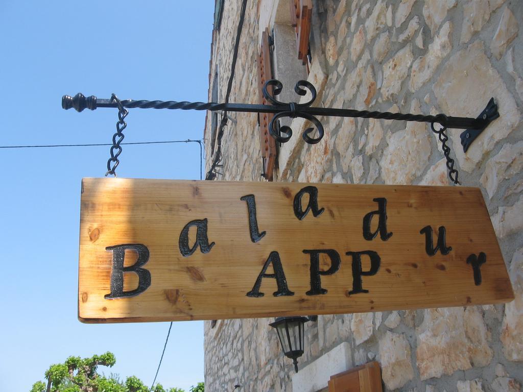 אומאג Apartment Baladur מראה חיצוני תמונה